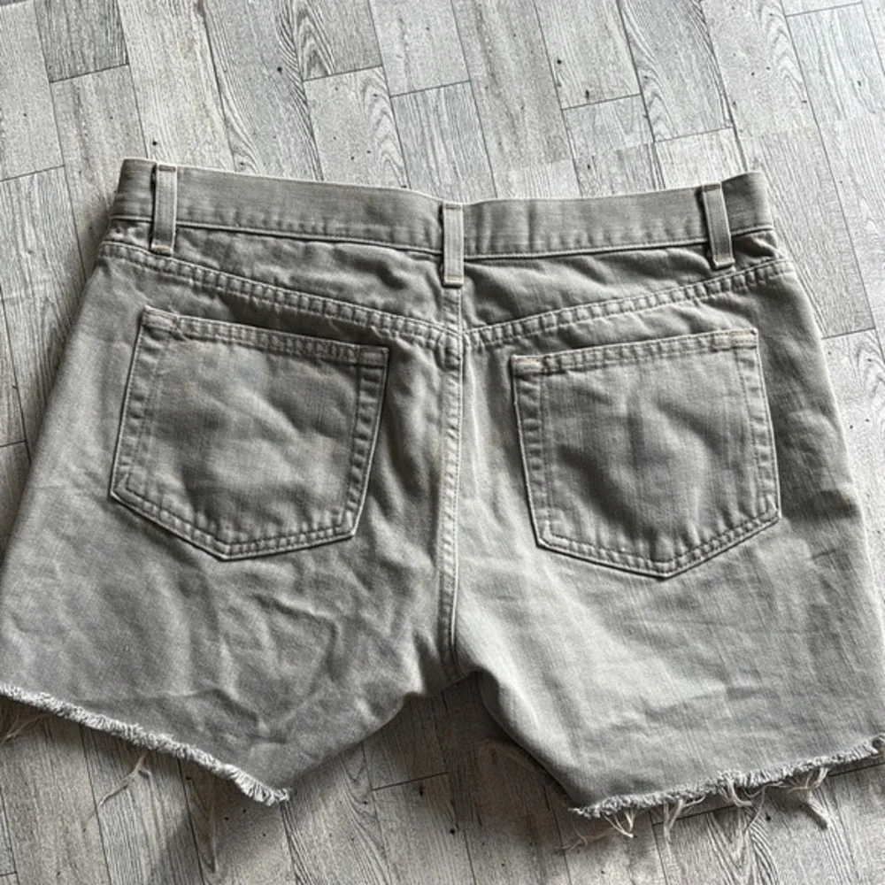 Gap Vintage Shorts Gray Denim cutoff Long Lean Jean Frayed Hem sz 12 made USA‎